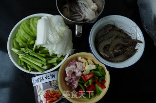 部队火锅的做法步骤：1