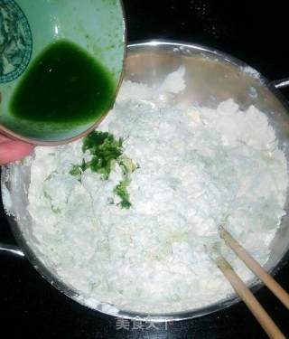 手擀菠菜面的做法步骤：4