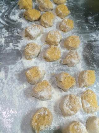 南瓜油饼的做法步骤：4