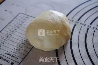 老婆饼的做法步骤：1