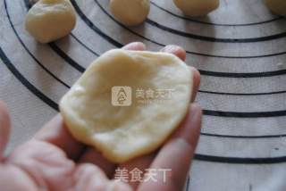 老婆饼的做法步骤：7