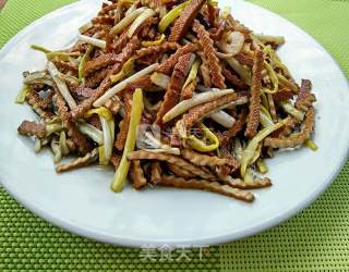 韭黄炒豆干的做法步骤：7