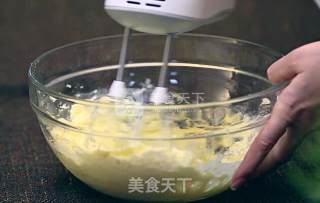 柠檬汽水磅蛋糕的做法步骤：2