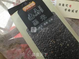 黑米糕的做法步骤：1