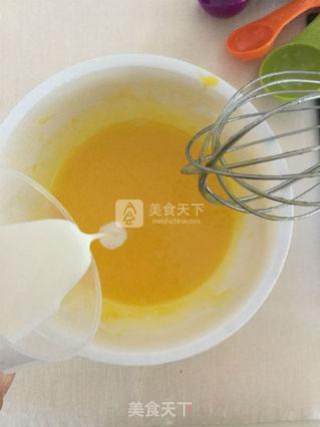 超松软纸杯戚风蛋糕的做法步骤：4