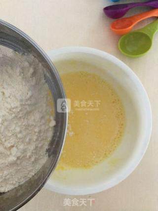 超松软纸杯戚风蛋糕的做法步骤：5
