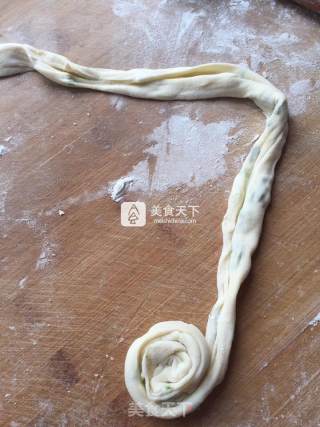 酥脆葱油饼的做法步骤：7