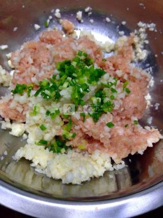 黑米肉圆的做法步骤：3