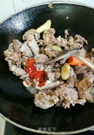 红酒土豆焖牛腩的做法步骤：13