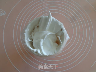 彩虹生日蛋糕的做法步骤：8