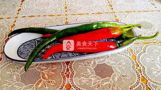 豆豉炒腊肉丁的做法步骤：3