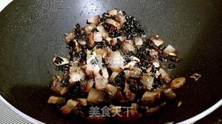 豆豉炒腊肉丁的做法步骤：12