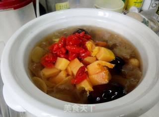 美容养颜靓汤——木瓜银耳糖水的做法步骤：10