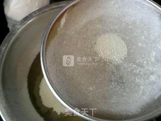 草莓蛋糕卷的做法步骤：2