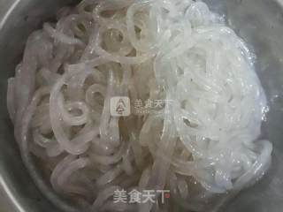 砂锅红焖肉粉条的做法步骤：4