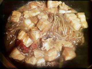 砂锅红焖肉粉条的做法步骤：5