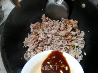 香菜杆炒羊肉的做法步骤：8