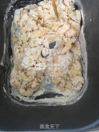里脊肉披萨的做法步骤：1