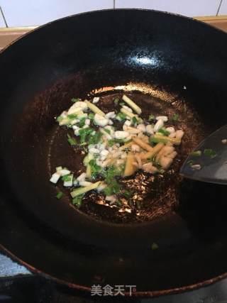 酱爆肉靡茄子的做法步骤：3