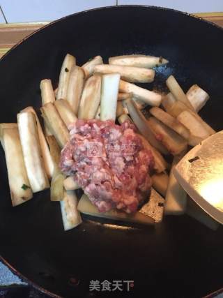 酱爆肉靡茄子的做法步骤：6