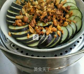 蒜香肉末蒸茄子的做法步骤：8