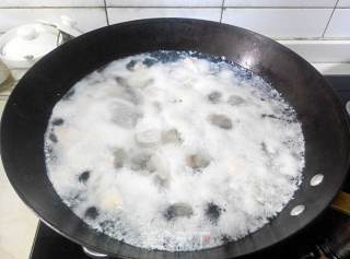 健康饮食——香菇鸡肉虾皮粉的做法步骤：5