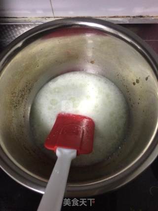 八寸戚风蛋糕的做法步骤：3