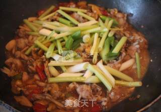 泡椒田鸡的家常做法的做法步骤：5