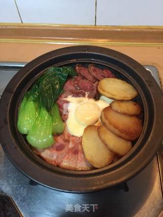 香肠培根煲仔饭的做法步骤：9