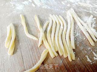 无法抗拒的甜蜜——沙琪玛的做法步骤：5