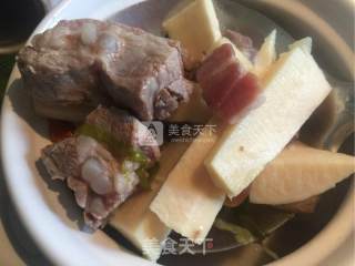 腌笃鲜的做法步骤：1