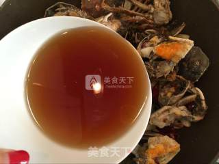 吮指香辣蟹的做法步骤：10