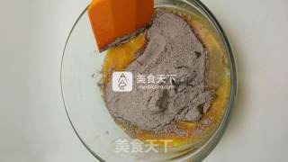 巧克力玛芬的做法步骤：3