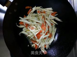 杏鲍菇炒杂蔬的做法步骤：6