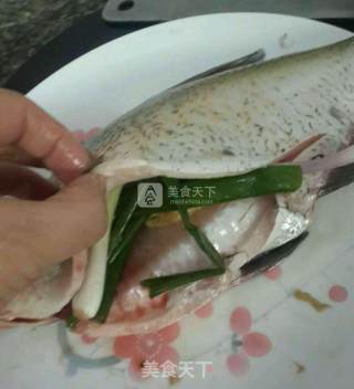 清蒸鳊鱼的做法步骤：3