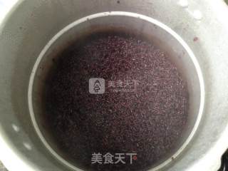 黑米馒头的做法步骤：2