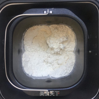 芝士肉松面包的做法步骤：1