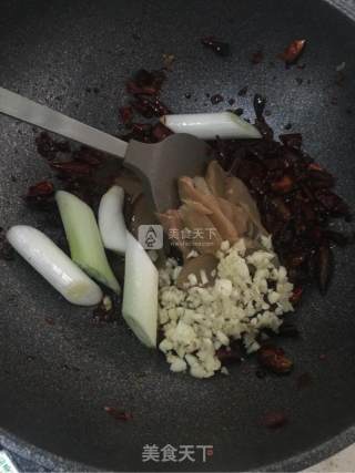 麻辣红烧牛肋骨的做法步骤：10