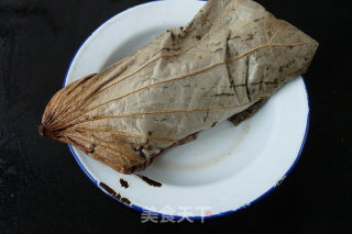 荷叶蒸五香肉的做法步骤：4