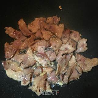 豆苗炒肉片的做法步骤：6