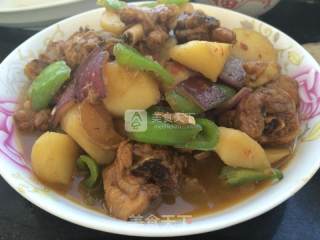 土豆烧鸡翅根的做法步骤：11