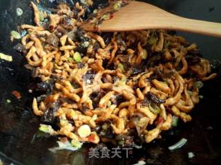 鱼香肉丝家常做法的做法步骤：8