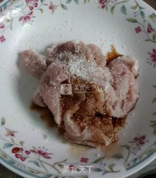 蛋皮捶肉汤的做法步骤：4