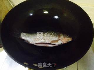 奶白鲫鱼豆腐汤的做法步骤：5