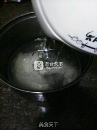 戚风蛋糕（电饭煲版）的做法步骤：3