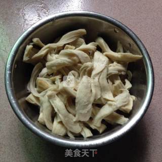 鱼香素肉丝的做法步骤：3