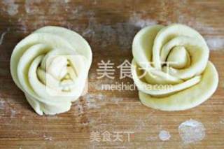 自磨椰汁渣的重利用：雨露玫瑰椰香包的做法步骤：11