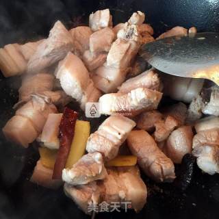 家常红烧肉的做法步骤：5