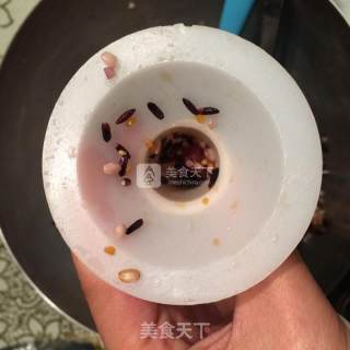 杂粮五谷肠的做法步骤：6