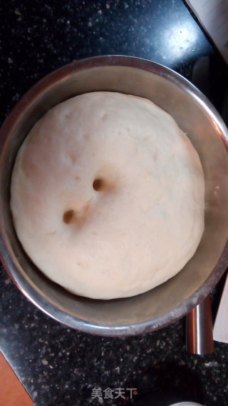 肉松蜗牛包的做法步骤：1